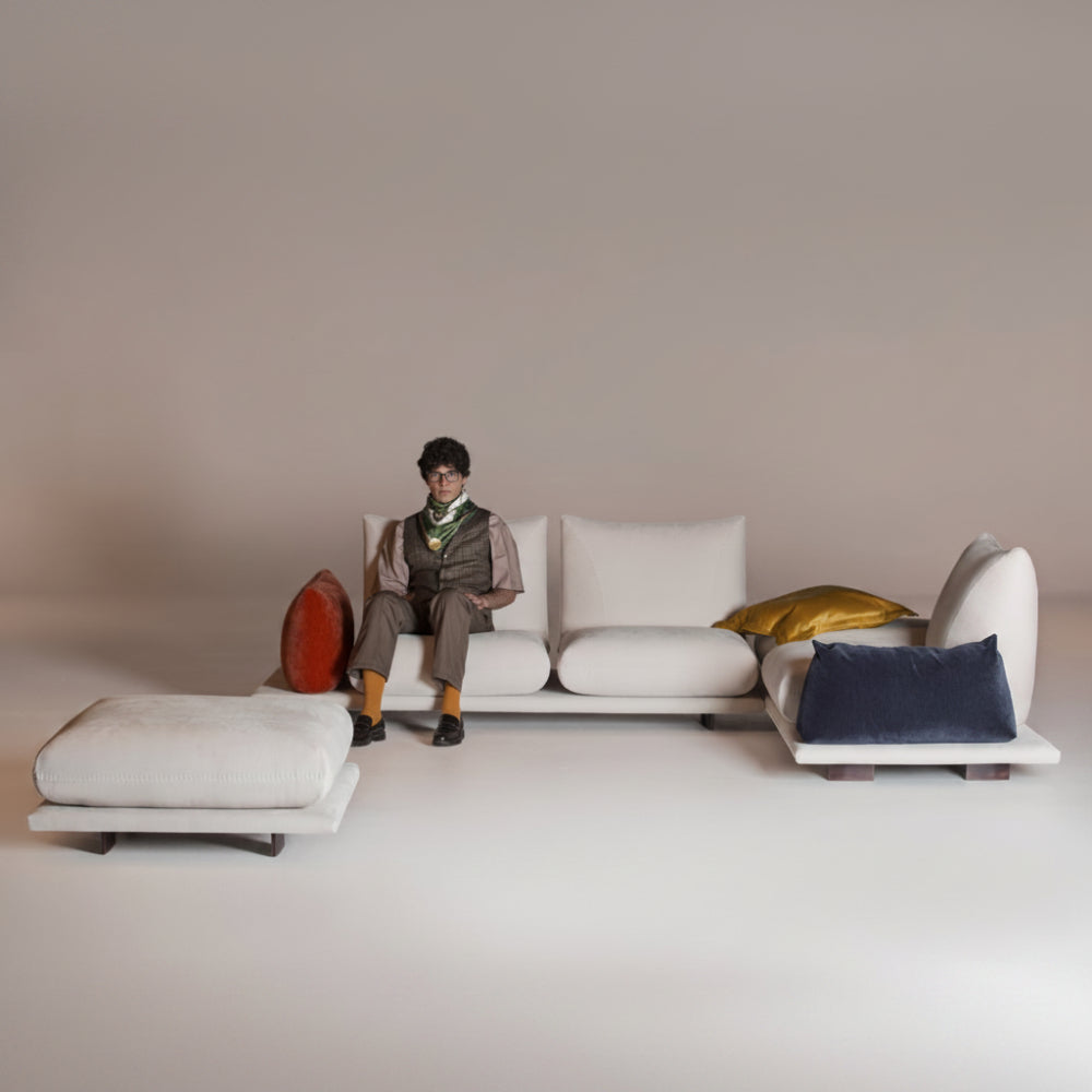 Pralin Sectional
