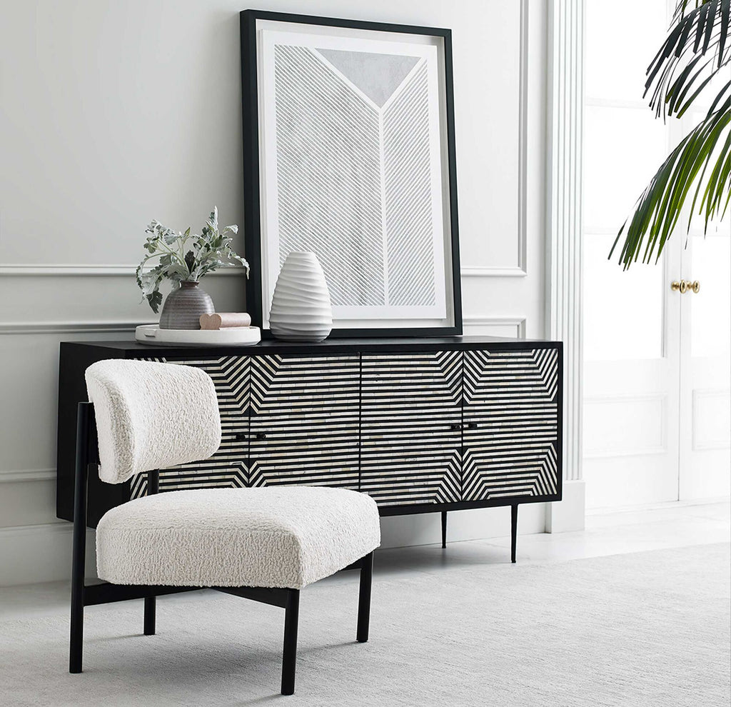 Mari Console