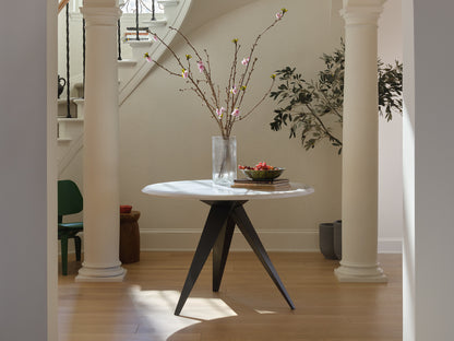 Mesa Round Dining Table