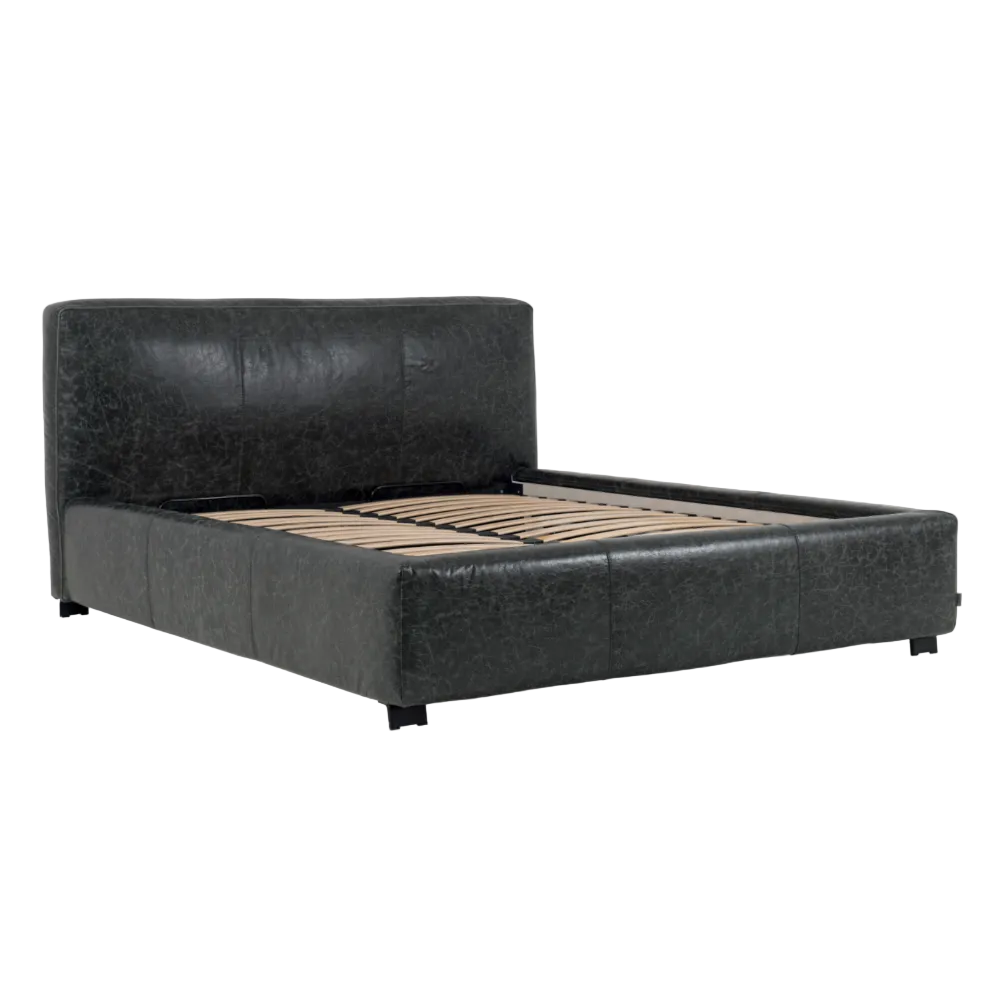Shabby Bed - Interior Living