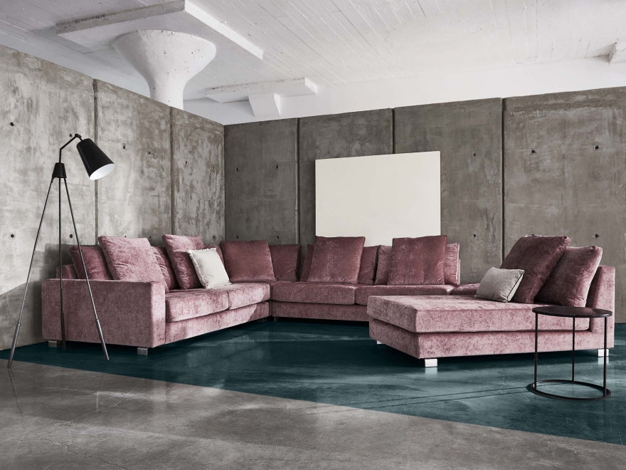 Ampio Sectional