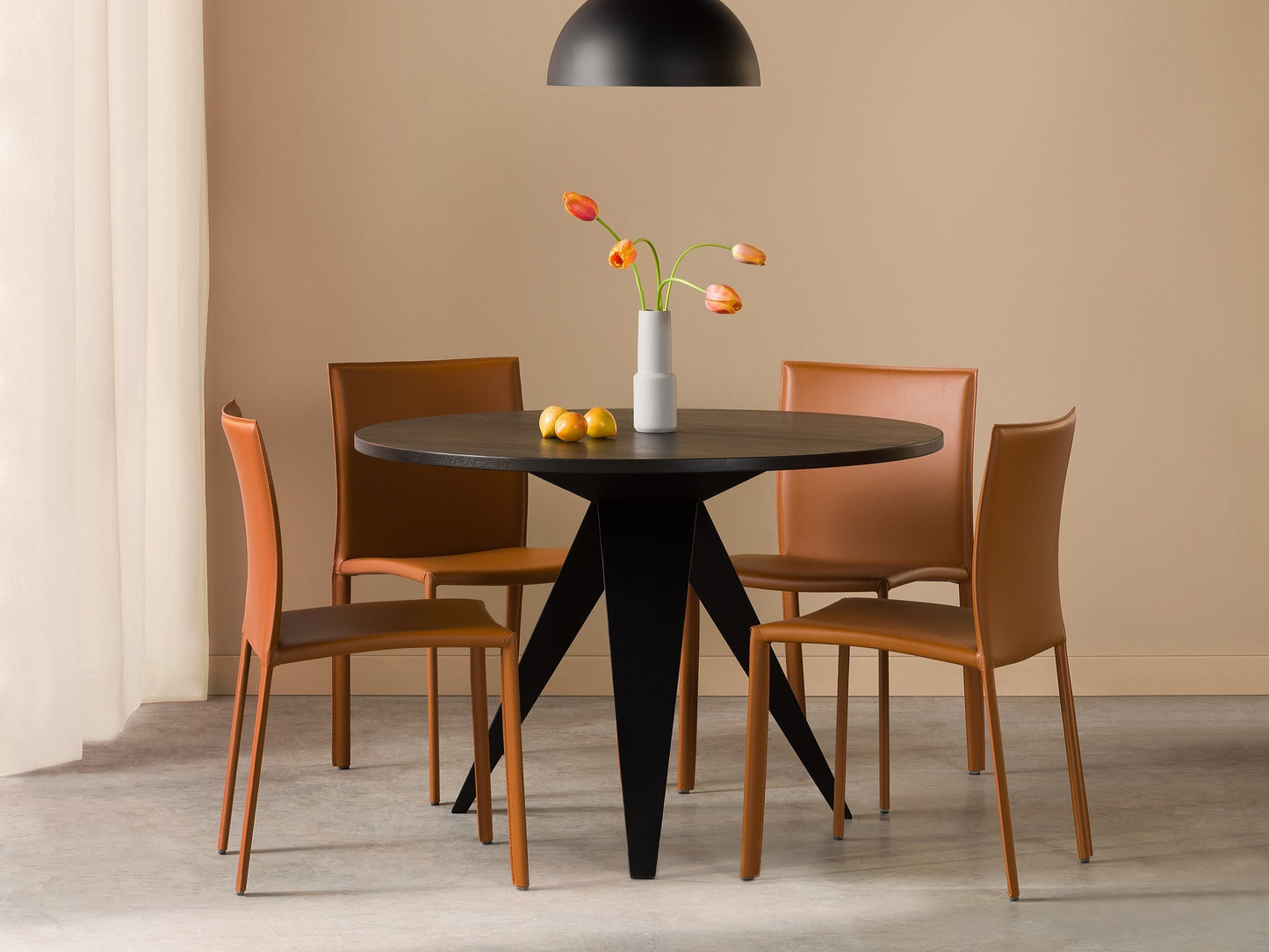 Mesa Round Dining Table