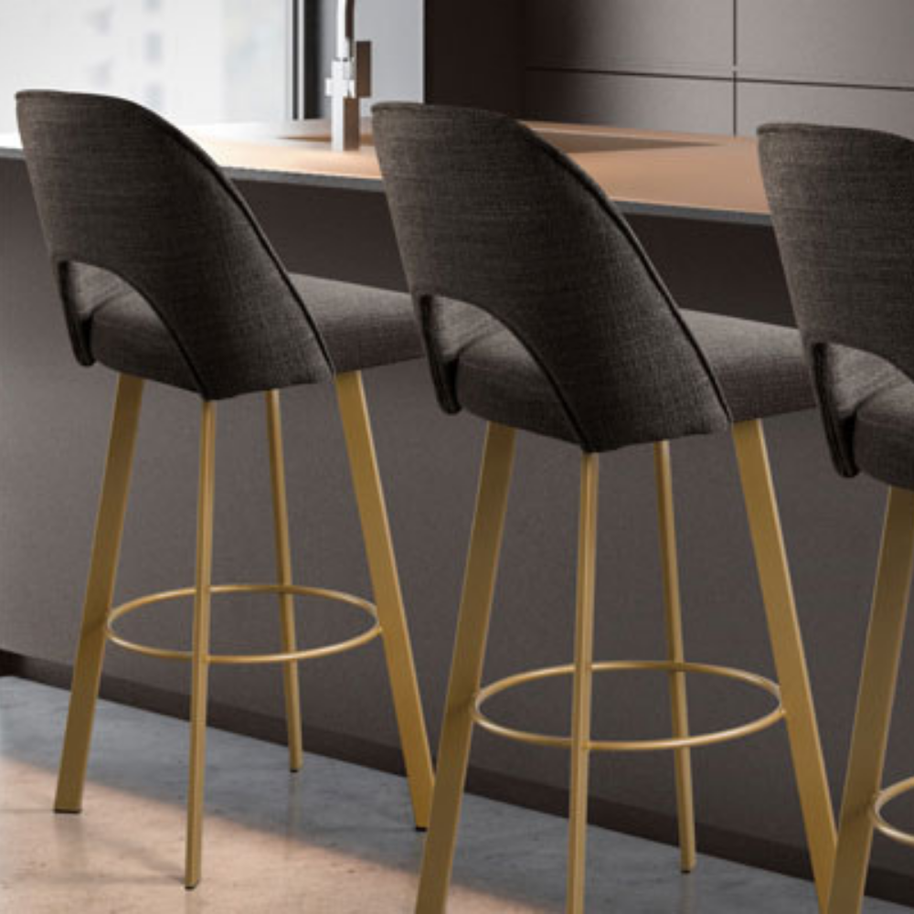 Mia Stool