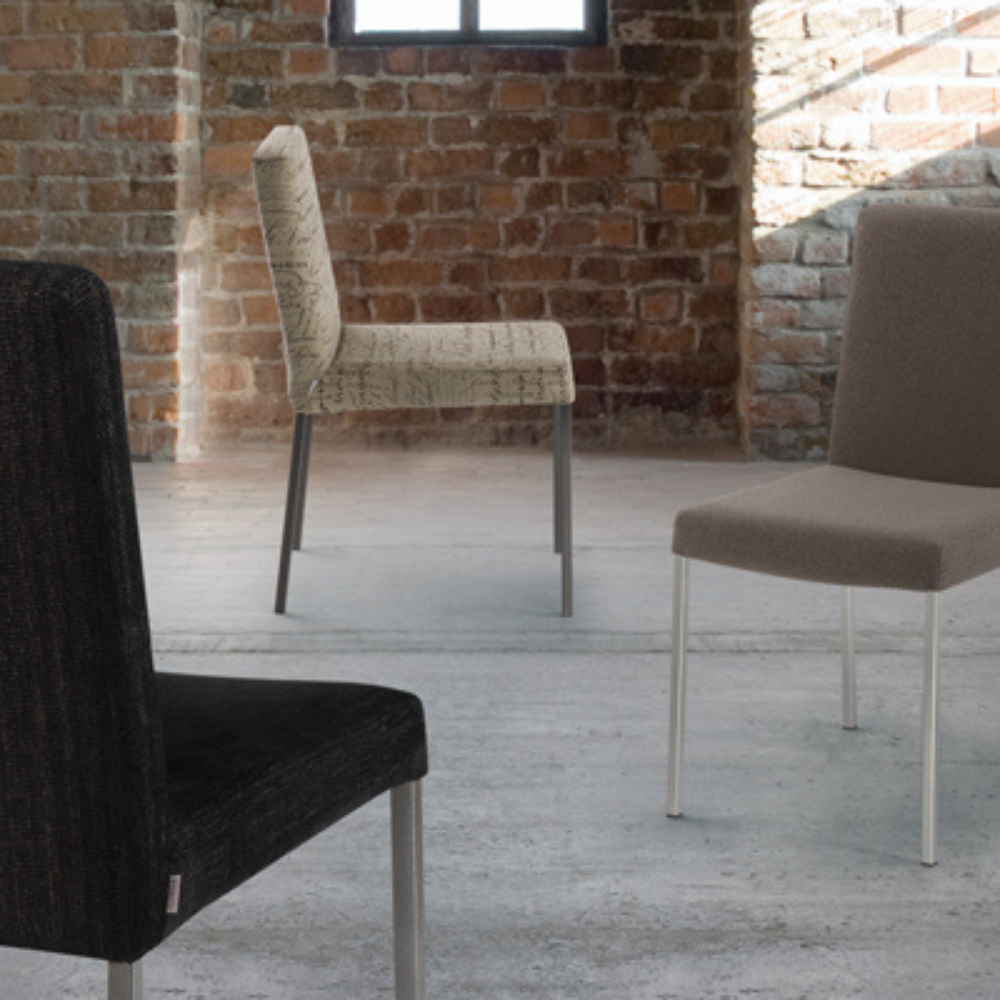 Nube Dining Chair