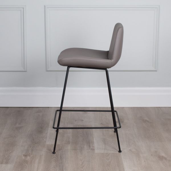 Capri Stool
