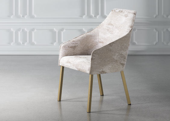 Sara II Plus Chair